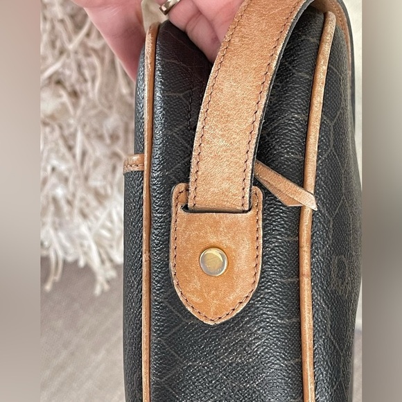 ⭐️CHRISTIAN DIOR 🍯 COMB⭐️ Crossbody handbag W/Pouch✨She is a beauty✨💯AuThEnTiC - Picture 6 of 14
